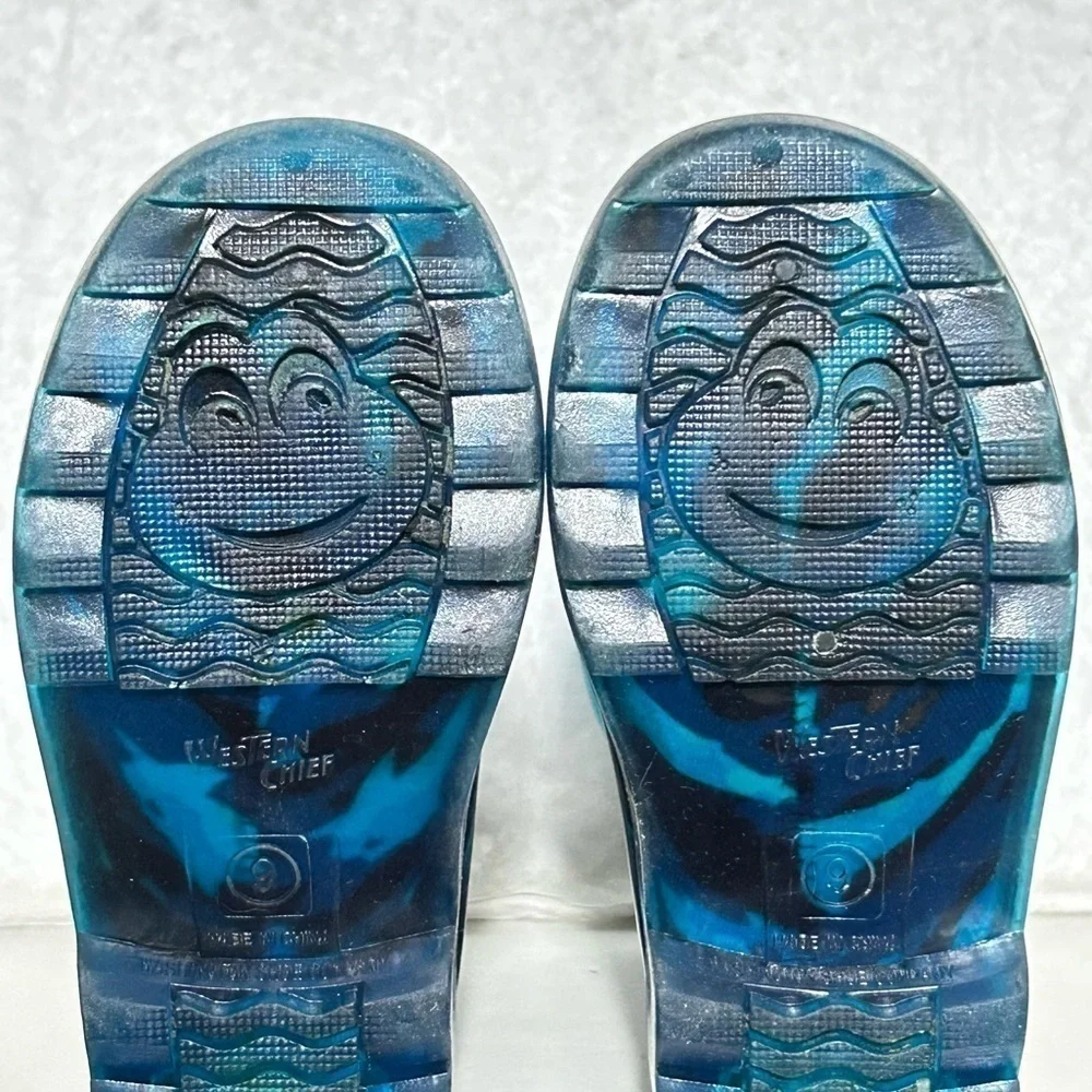 Western Chief Little Kids Camo Shark Waterproof w/Lights Rain Boots SZ US 9
